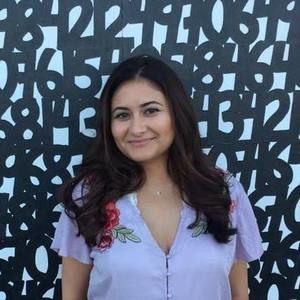 Meet your Posher, Emma